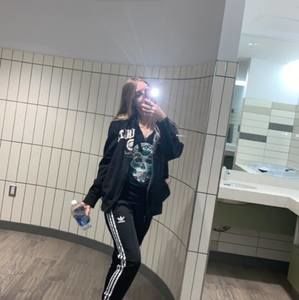 Meet your Posher, Jillian